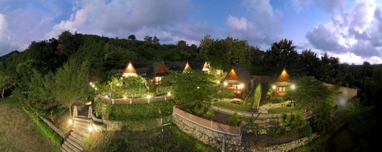 Cersen Resort Lombok Kuta  Eksteriør bilde